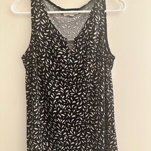Dana Buchman Black and Cream Patterned Tank Top